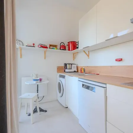 アパート Of The Flying Bridges